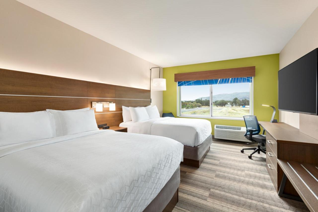 Holiday Inn Express & Suites - Ukiah By Ihg Exterior foto